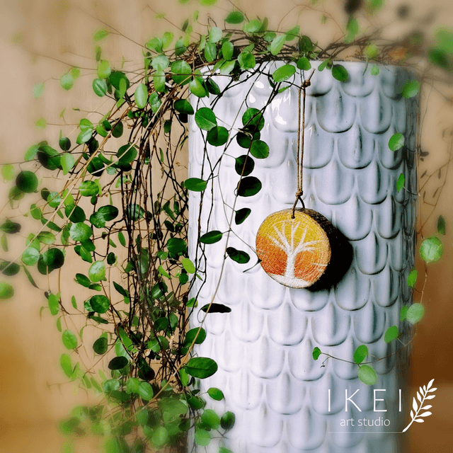 Tree charm Orange