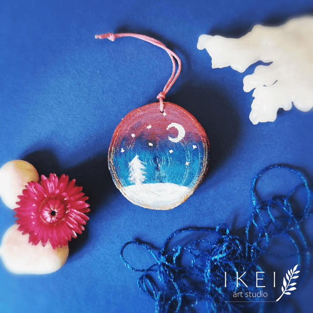 Galaxy charm Moon